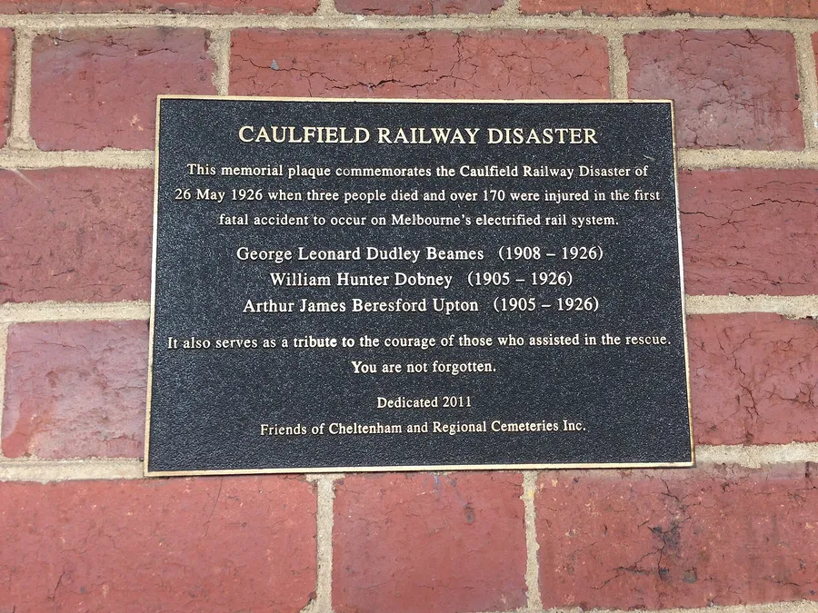 Tiling Caulfield — up close